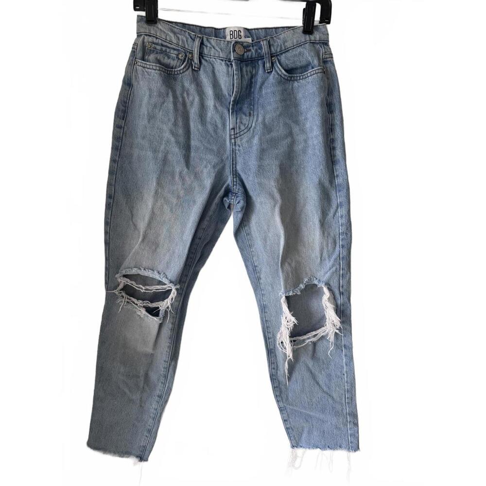 BDG Urban Outfitters Slim Straight Distressed Jeans Womens Sz 26